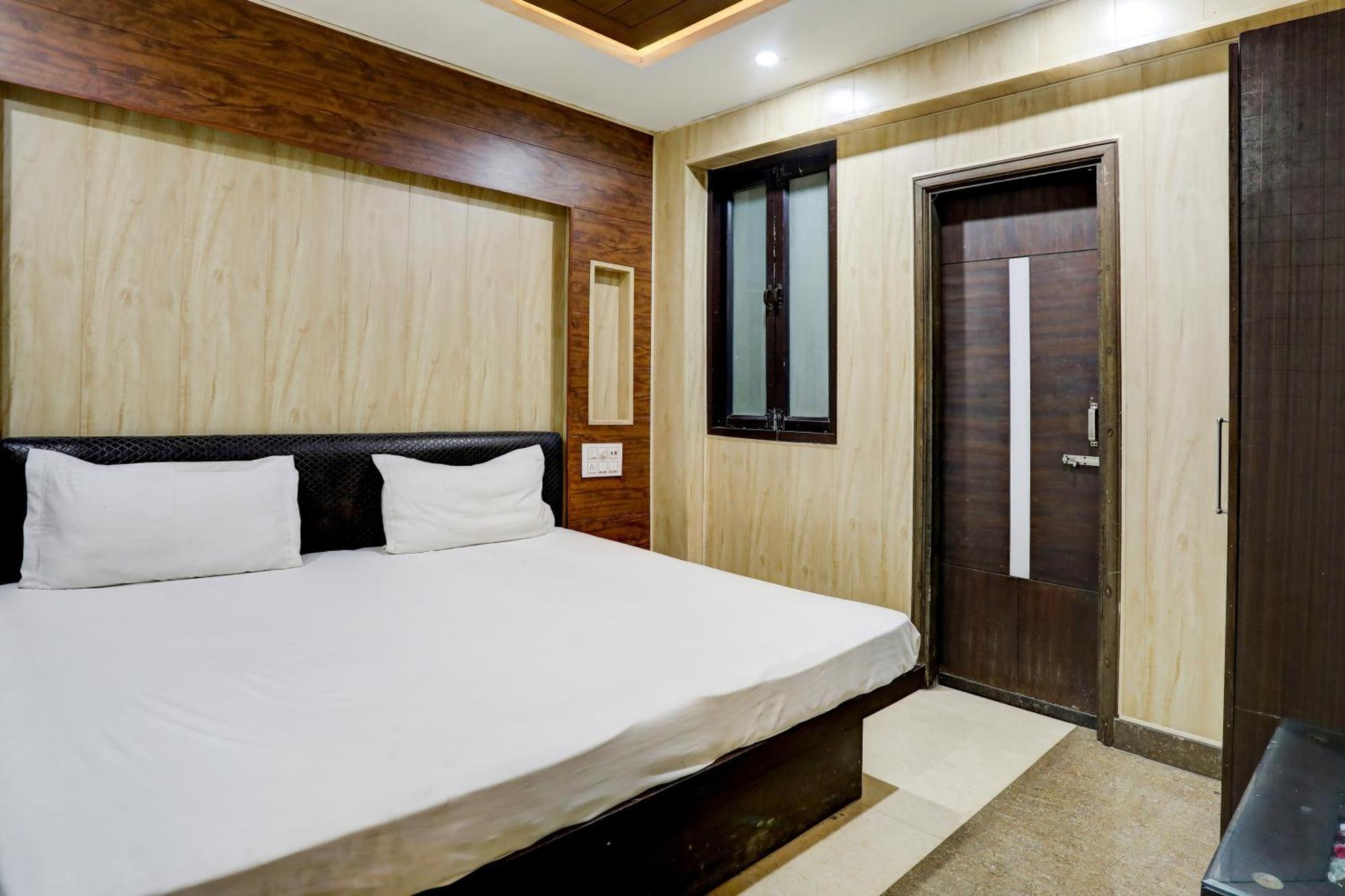Hotel O Hcn Ludhiana Buitenkant foto